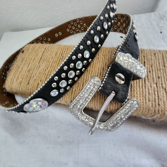 Women's Black Belt Sz SM Studded Rhinestone Hearts Western Rodeo Cowgirl Bling - Picture 3 of 7